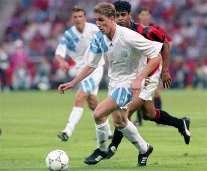 开云体育平台-风云突变里昂清晨篮板制胜，法甲版图或变，态度坚定，纪律约束更严格的简单介绍