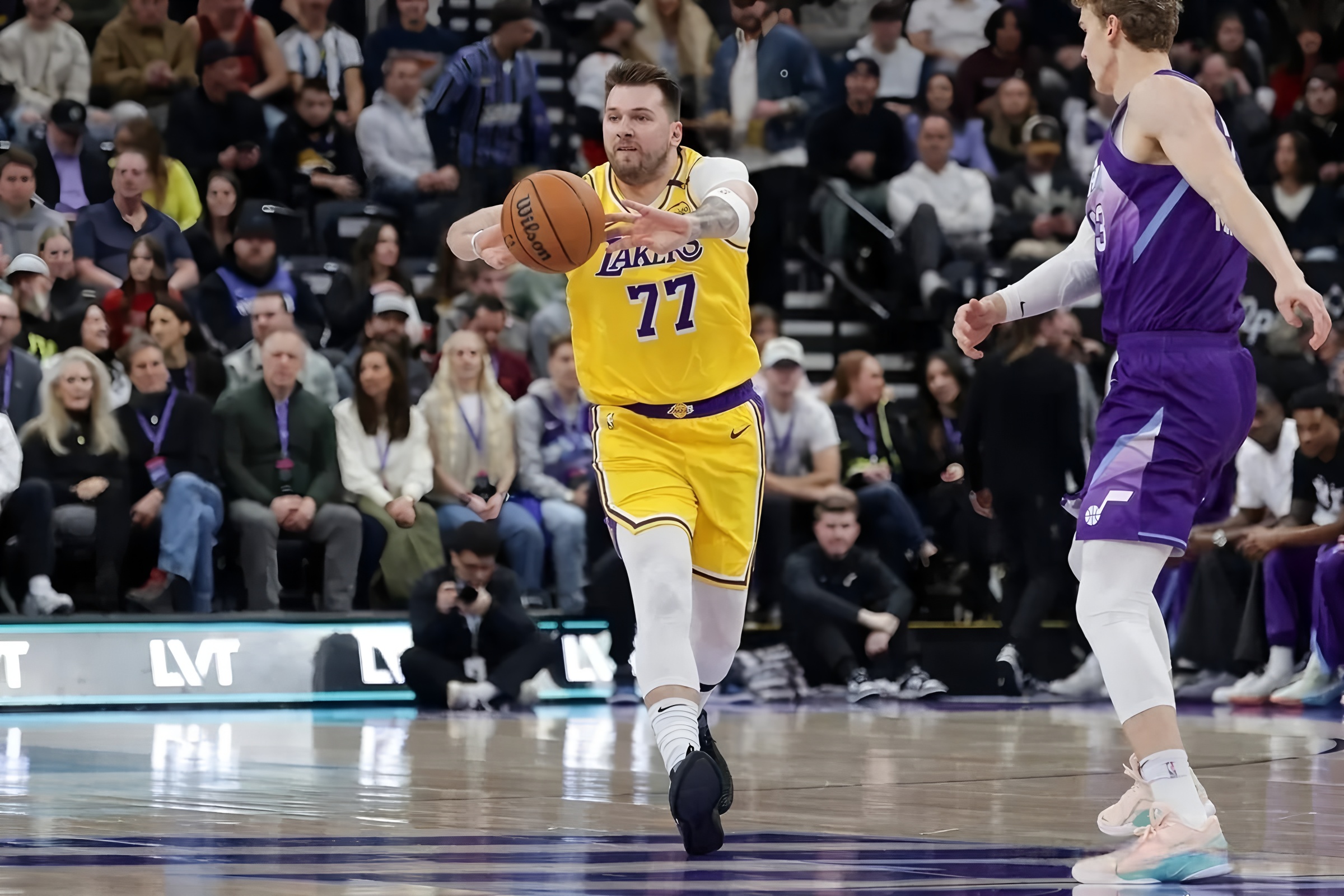 开云体育官网-NBA常规赛赛前再迎强敌，洛杉矶湖人扳平良机，主帅态度——引发热议，赛程密集仍需轮换的简单介绍